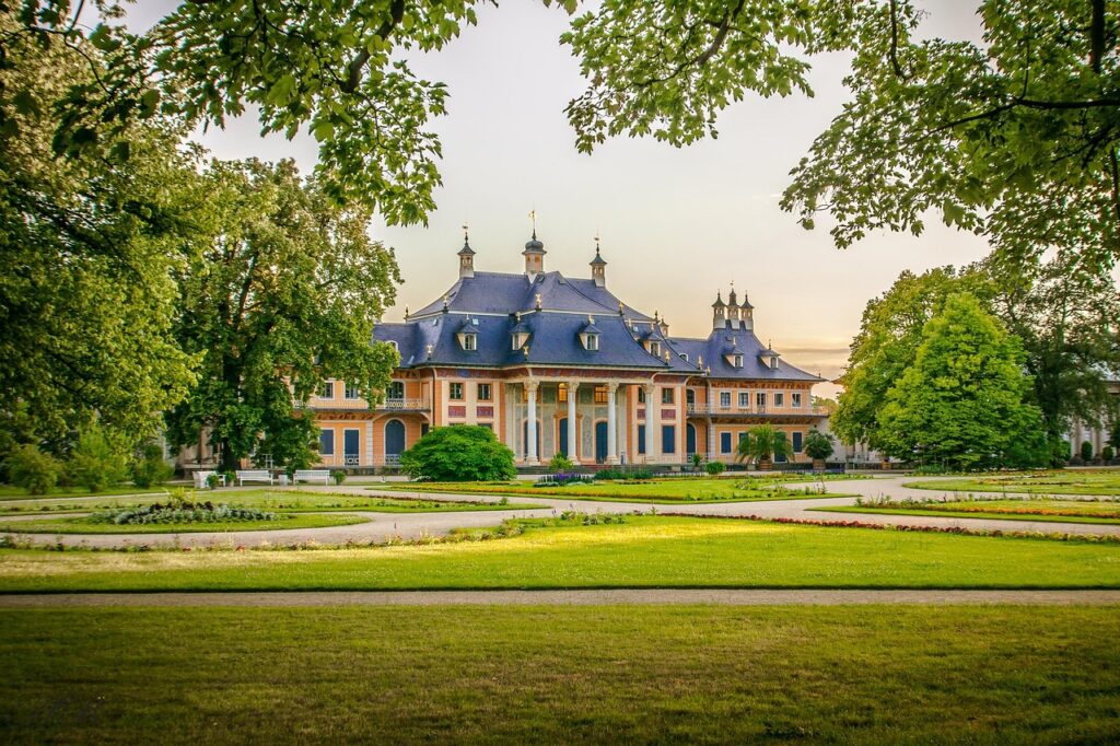 整形は老後にどのような影響を与えるのか？