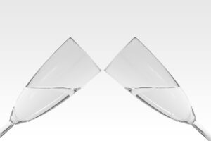 整形をしてもメガネをかければバレない方法は？