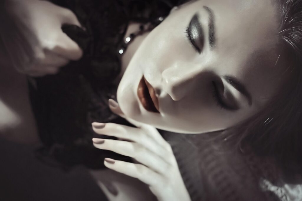 二重整形で顔はどのように変わるのか？