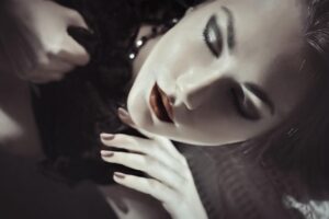 二重整形で顔はどのように変わるのか？