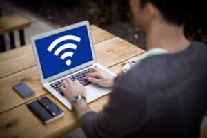 埋没法施術は本当に安全？失敗しないためのポイントを解説！